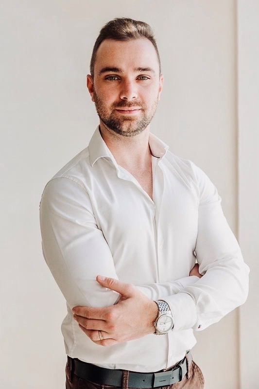 Dr. Dolányi Mihály portréja
